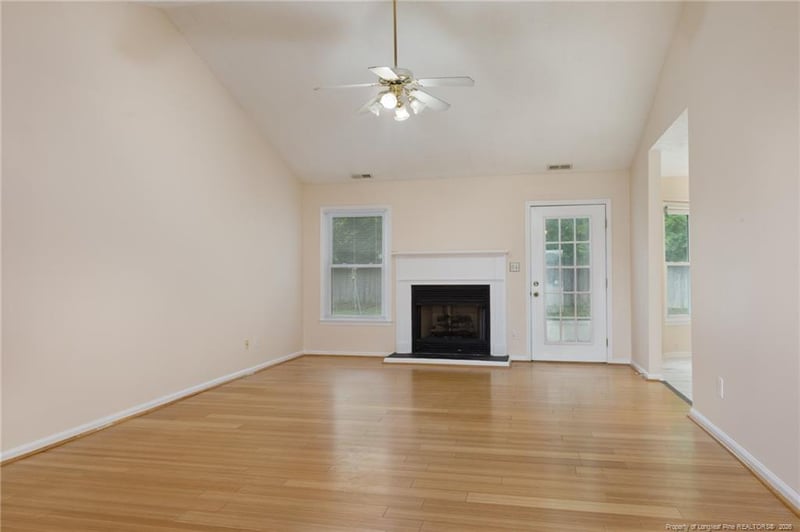 7229 Tollhouse Dr, Fayetteville, NC 28314