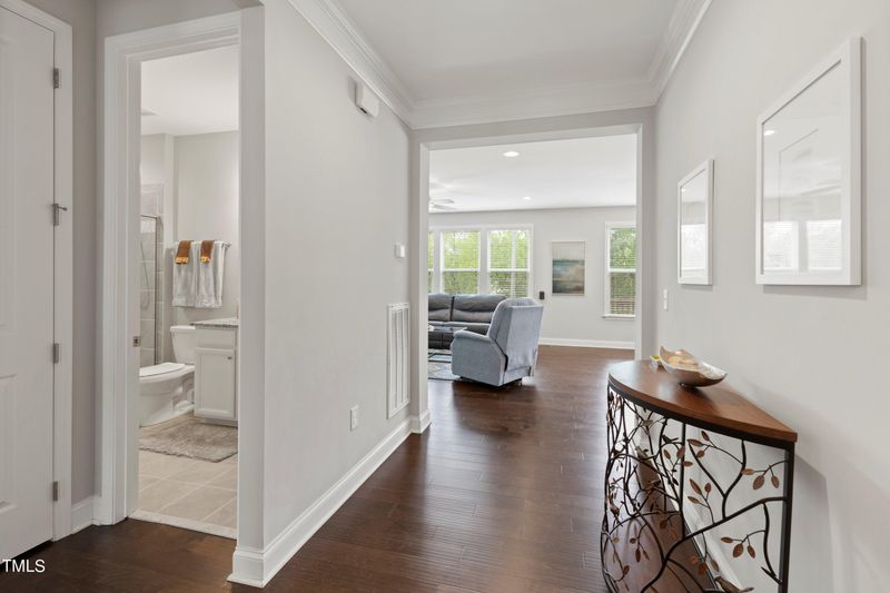 723 Meadowside Ct, Apex, NC 27523