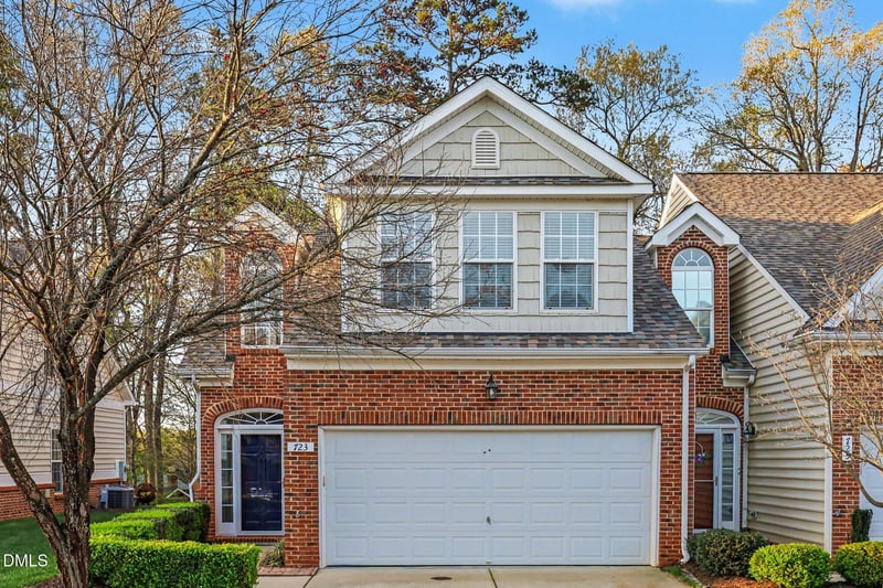 723 Swan Neck Ln, Raleigh, NC 27615