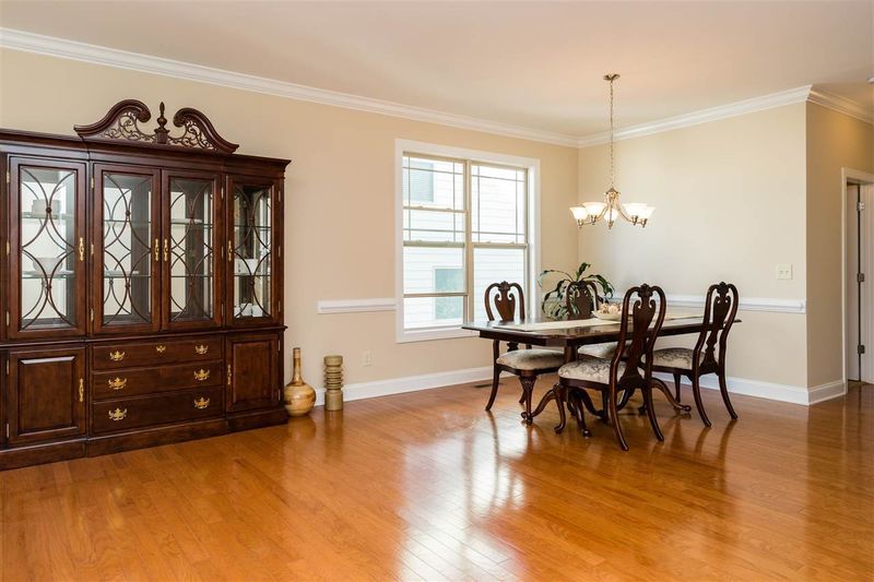 723 Weavers Ridge Dr, Cary, NC 27519