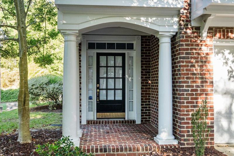 7231 Summit Waters Ln, Raleigh, NC 27613