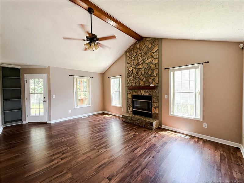 7232 Beaver Run Dr, Fayetteville, NC 28314