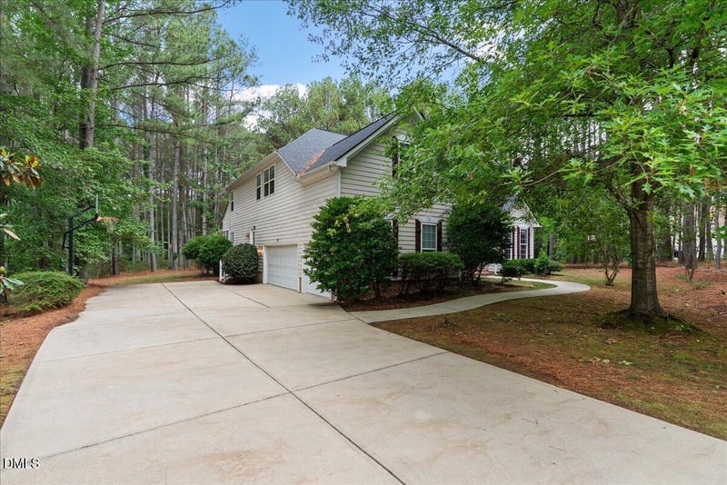 7233 Loblolly Pine Dr, Raleigh, NC 27614