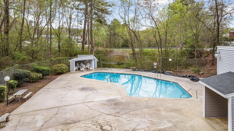 7233 Sandy Creek Dr, Raleigh, NC 27615