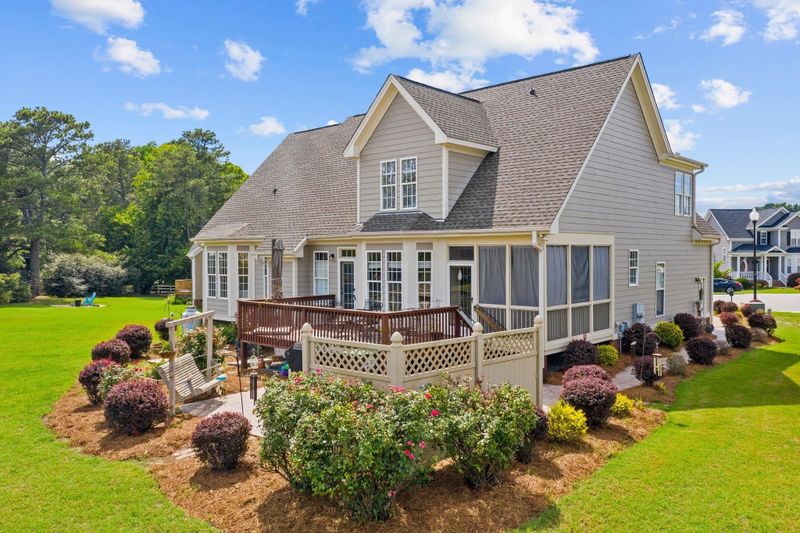 7235 Blue Juniper Ct, Fuquay Varina, NC 27526