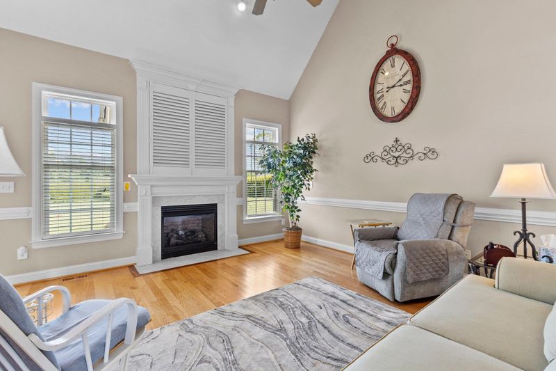 7235 Blue Juniper Ct, Fuquay Varina, NC 27526