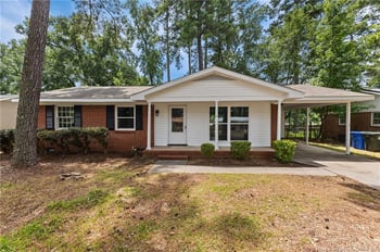7238 Ainsley St, Fayetteville, NC 28314