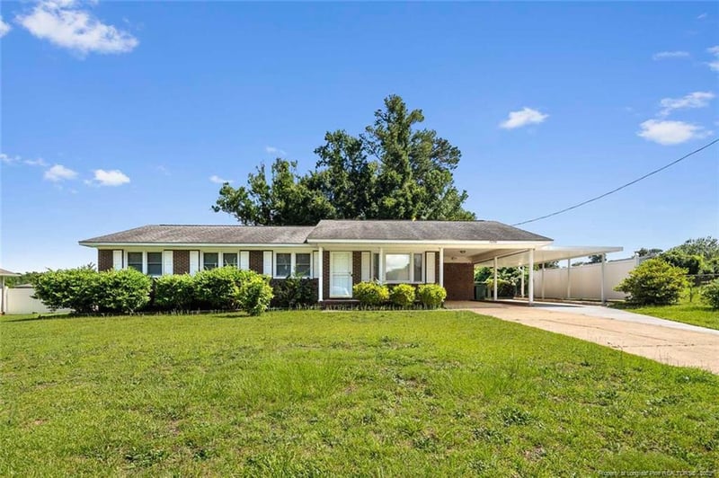 7239 Godfrey Dr, Fayetteville, NC 28303