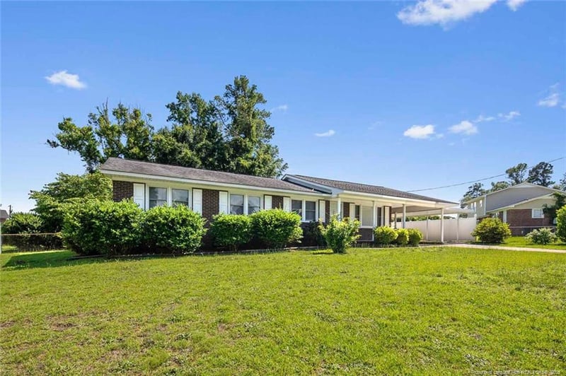 7239 Godfrey Dr, Fayetteville, NC 28303