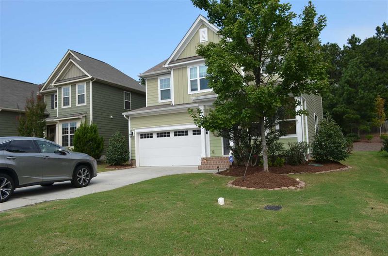 724 Blossom Bay Ln, Apex, NC 27523
