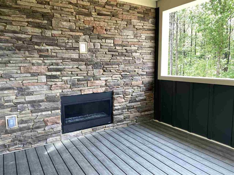 724 Channing Park Cir, Cary, NC 27519
