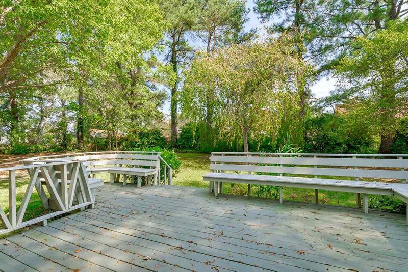 724 N Dunn St, Angier, NC 27501
