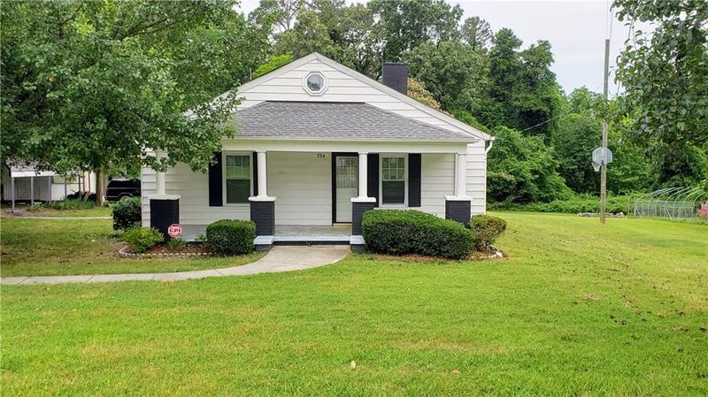 724 Elmira St, Burlington, NC 27217