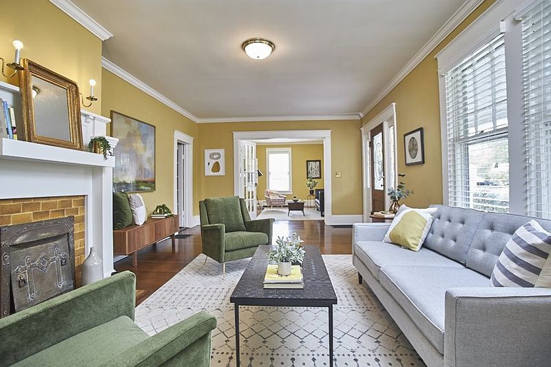 724 W Front St, Burlington, NC 27215