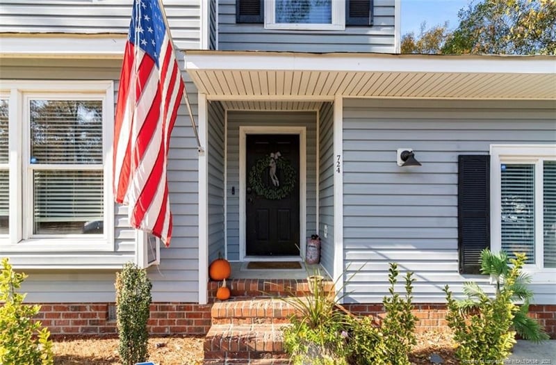 724 Glen Reilly Dr, Fayetteville, NC 28314