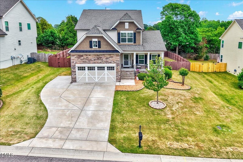724 Granite Peak Dr, Rolesville, NC 27571
