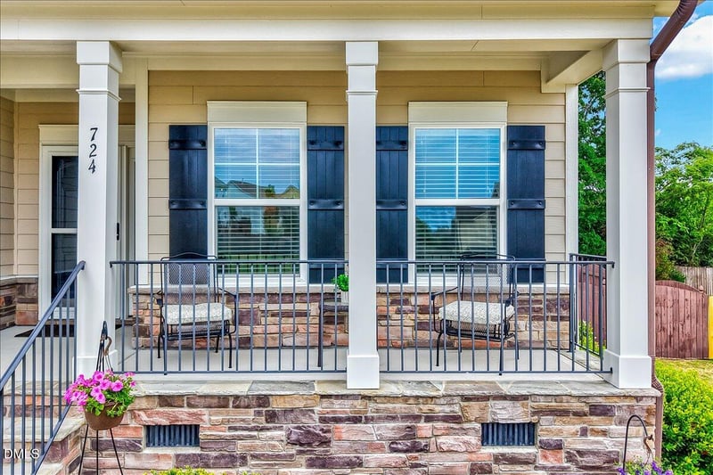 724 Granite Peak Dr, Rolesville, NC 27571
