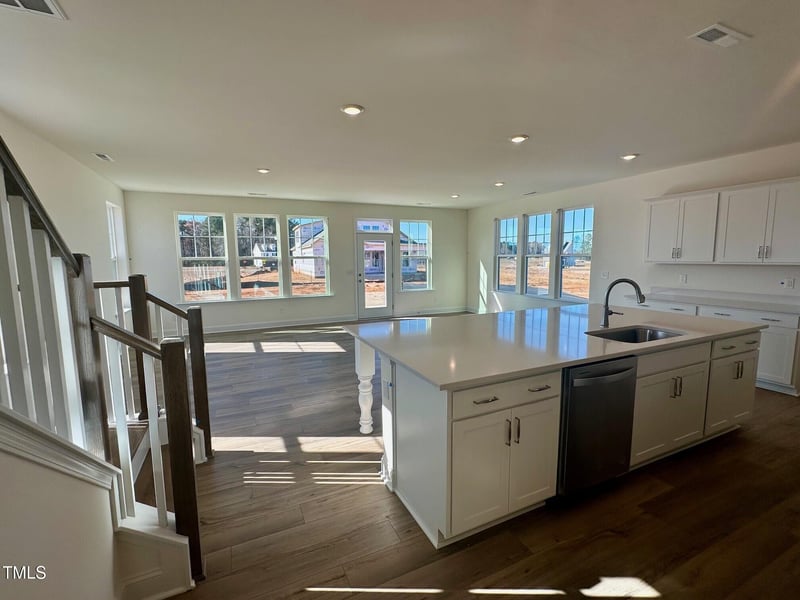724 Hipwood Dr, Zebulon, NC 27597