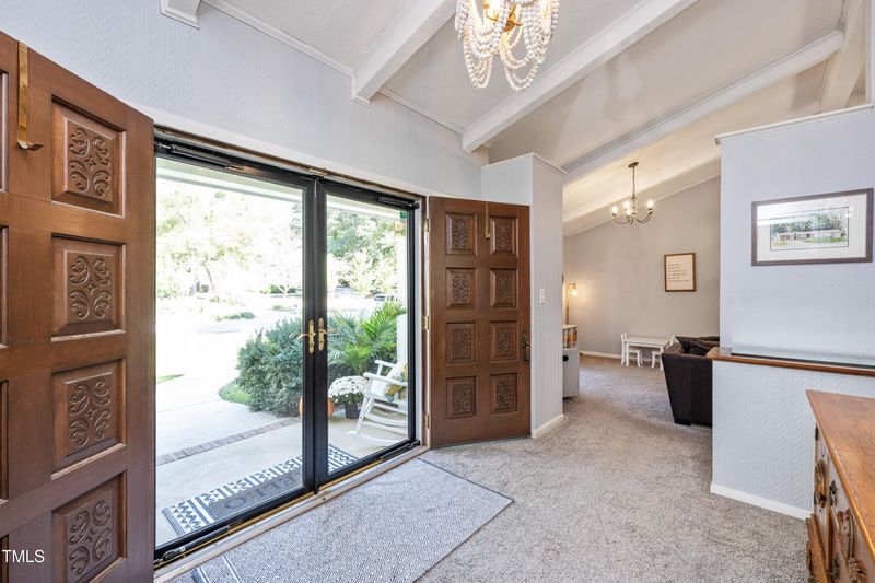 724 Hunting Ridge Rd, Raleigh, NC 27615