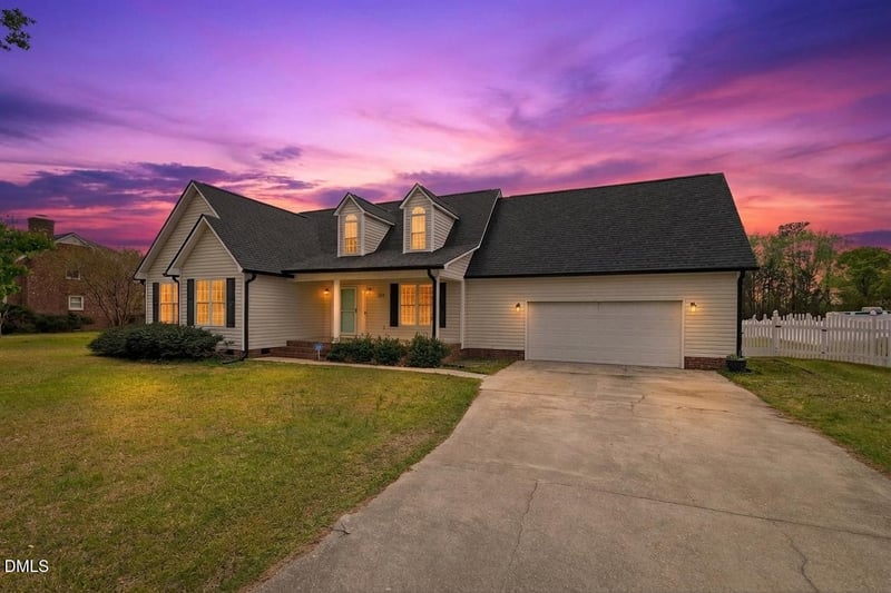 724 Iris Bryant Rd, Dunn, NC 28334