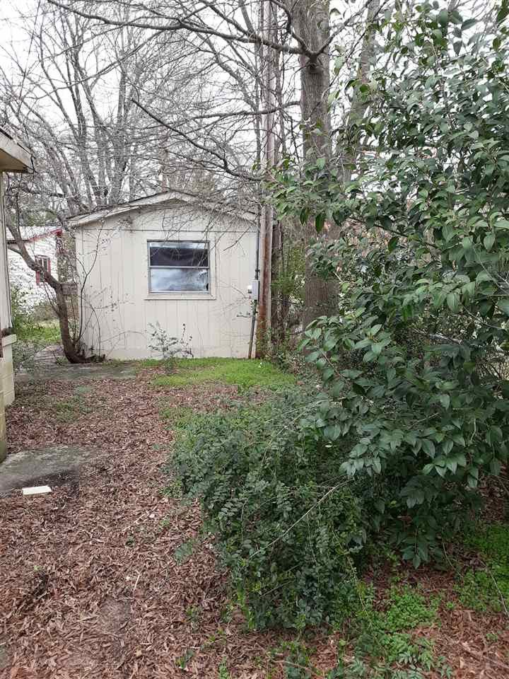 724 N Main St, Wake Forest, NC 27587