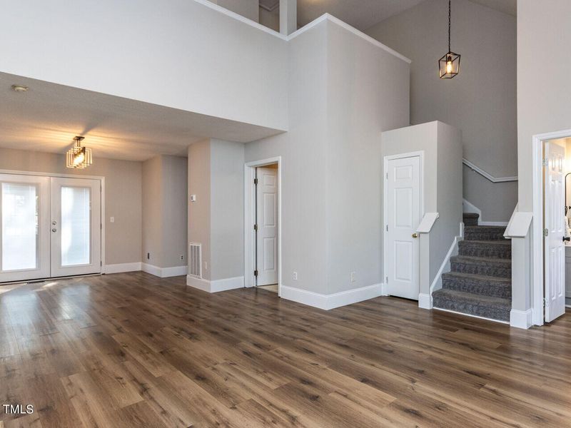 724 Marsh Grass Dr, Raleigh, NC 27610