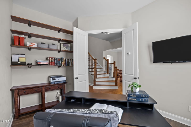 724 Peninsula Forest Pl, Cary, NC 27519