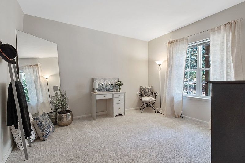 7240 Galon Glen Rd, Raleigh, NC 27613