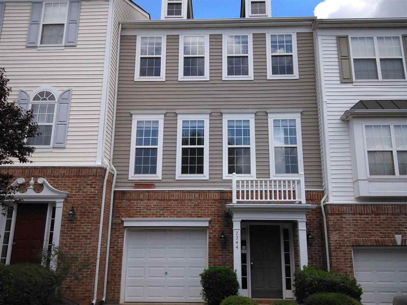 7244 Corvette Ct, Raleigh, NC 27613