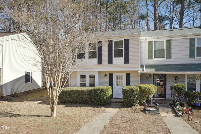 7246 Shellburne Dr, Raleigh, NC 27612