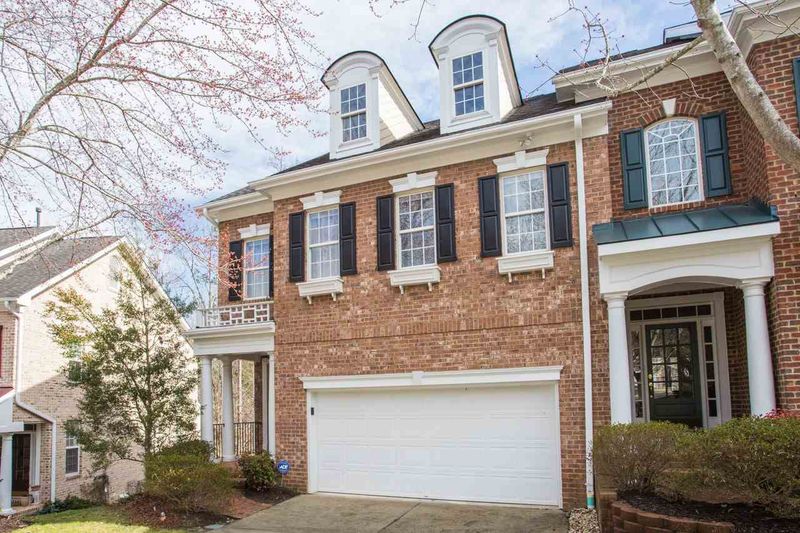 7248 Summit Waters Ln, Raleigh, NC 27613
