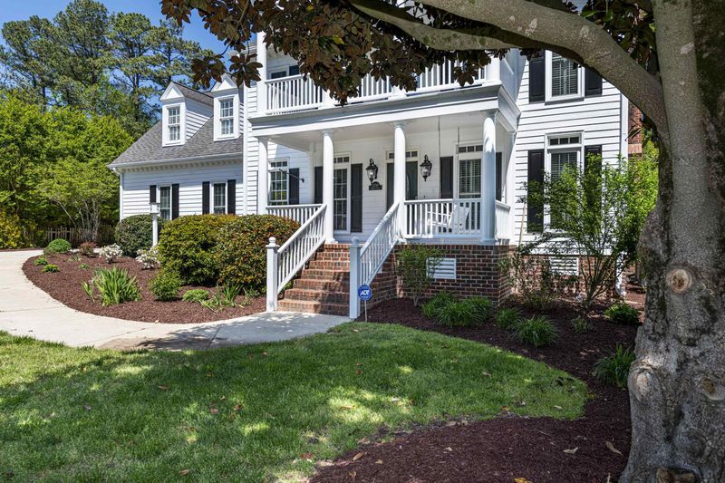 7249 Manor Oaks Dr, Raleigh, NC 27615