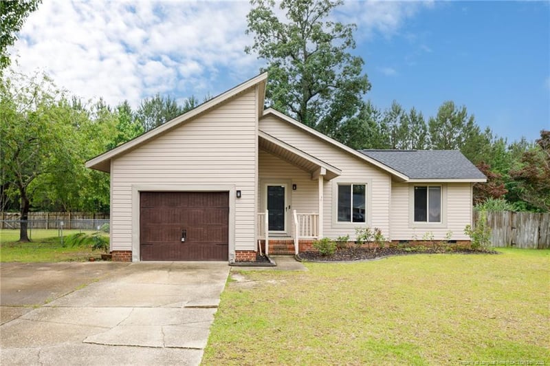 7249 Pebblebrook Dr, Fayetteville, NC 28314