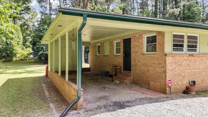 725-727 Locust Ln, Raleigh, NC 27603