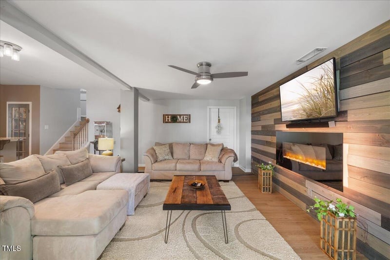 725 Ancient Oaks Dr, Holly Springs, NC 27540
