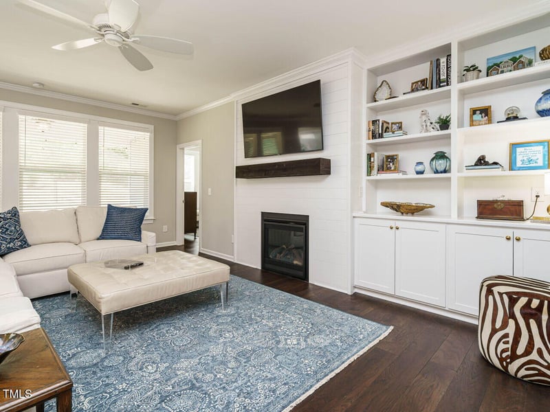 725 Banningford Rd, Cary, NC 27518