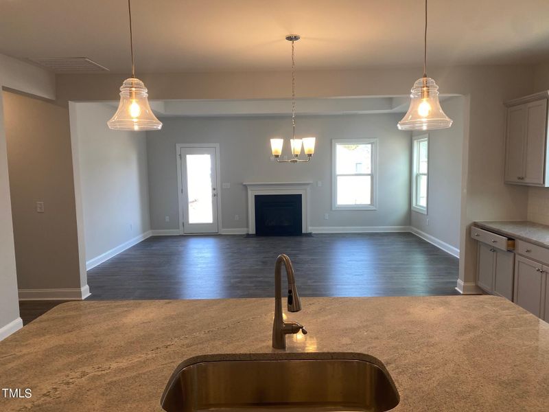 725 Bracklyn Ave, Zebulon, NC 27597