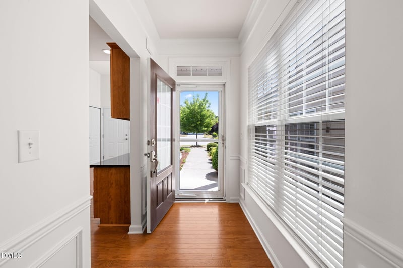 725 Bradhurst Pl, Cary, NC 27519