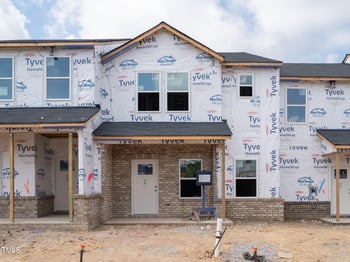 725 Chandler Stone Dr, Zebulon, NC 27597