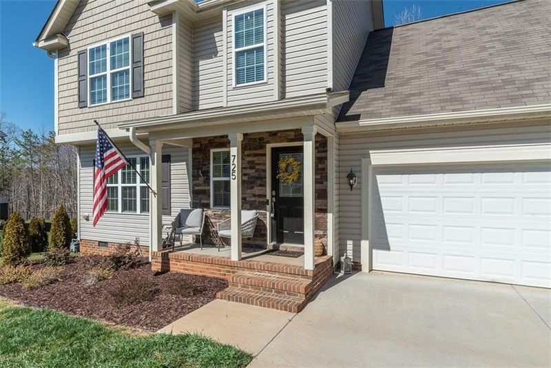 725 Coley Ct, Burlington, NC 27217