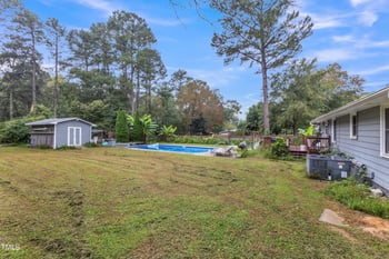 725 Colonial Dr, Raleigh, NC 27603