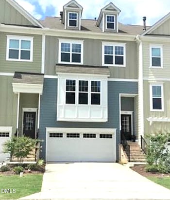 725 Edgewater Ridge Ct, Apex, NC 27523