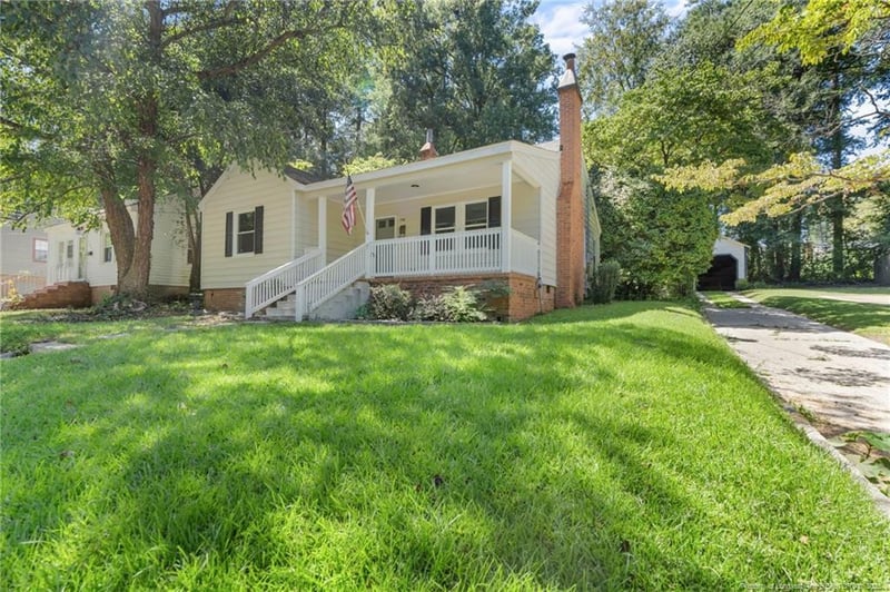 725 Greenland Dr, Fayetteville, NC 28305