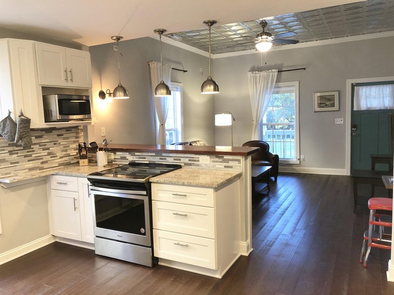 725 Hopkins St, Durham, NC 27701