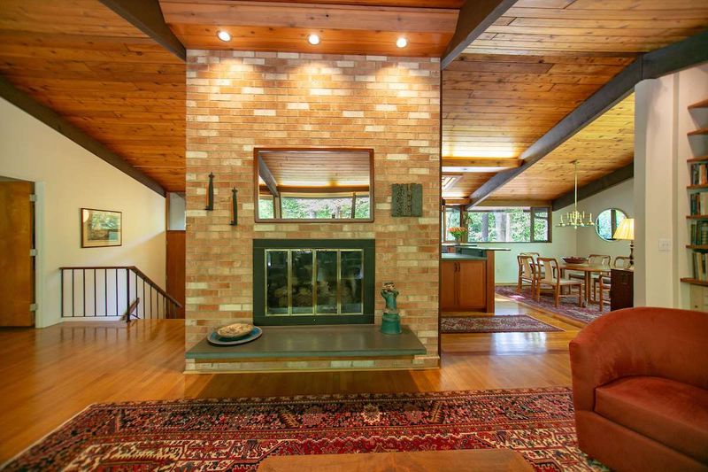 725 Kenmore Rd, Chapel Hill, NC 27514