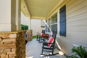 725 Lake Artesia Ln, Fuquay Varina, NC 27526