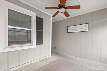 725 Mosswood Ln, Fayetteville, NC 28311