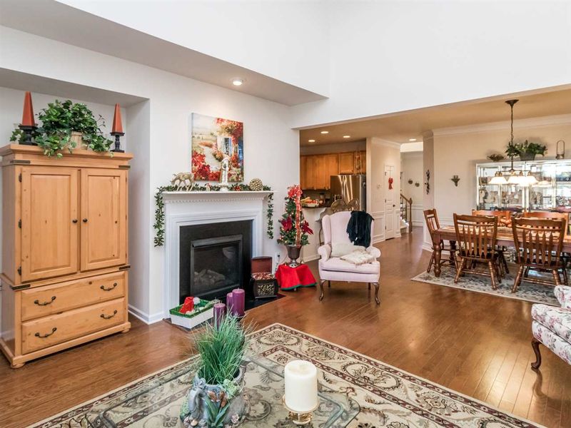 725 Mountain Pine Dr, Cary, NC 27519