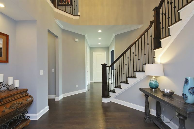725 Peninsula Forest Pl, Cary, NC 27519