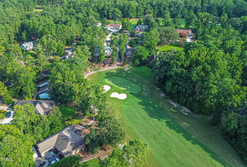 725 Piccadilly Ct, Sanford, NC 27332